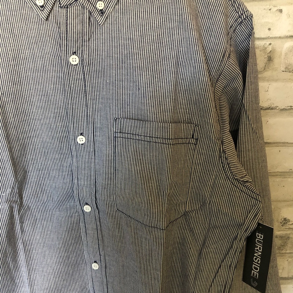 Men’s button down - Picture 5 of 8